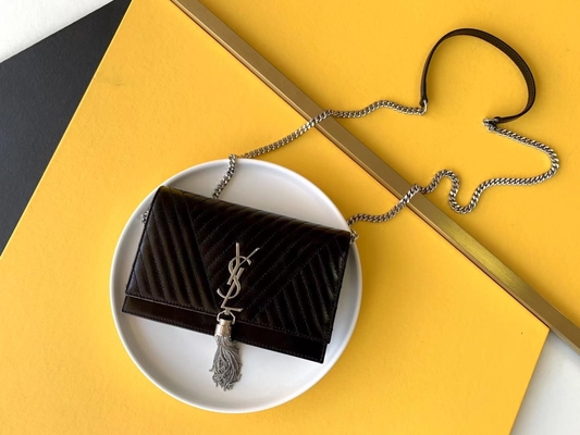 매체 케이트 술 빨간 YSL 생 로랑 볼크 지퍼 폐쇄부